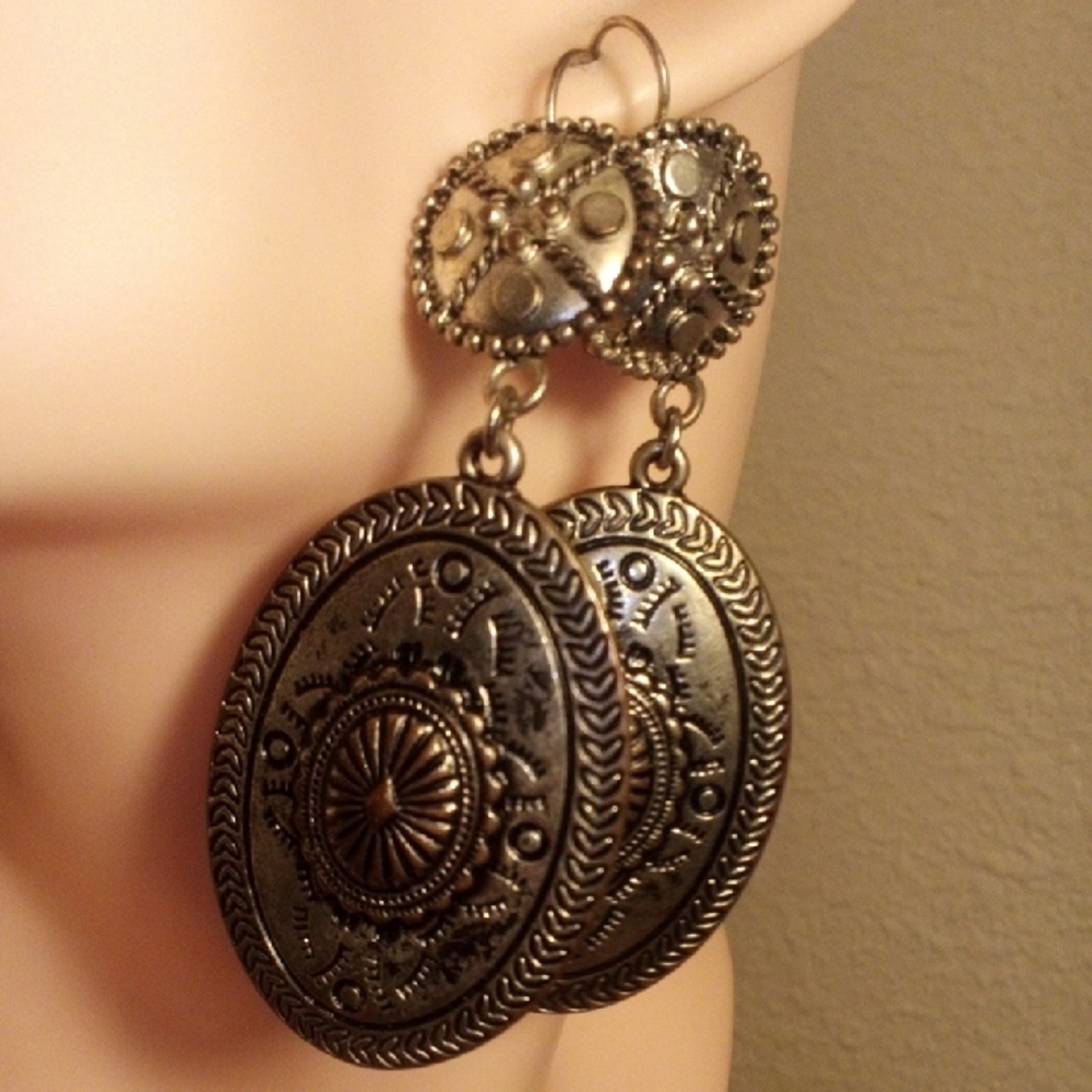 Antique Silver-Tone Oval Medallion Dangle Earrings - Unbranded